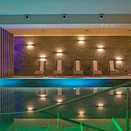 Peaks Place Apartment-hotel & Spa-5 By Interhome Апартаменты