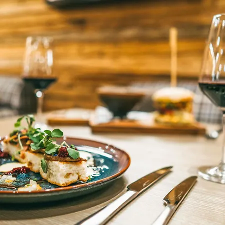 Апартаменты Peaks Place Apartment-hotel & Spa-5 By Interhome *